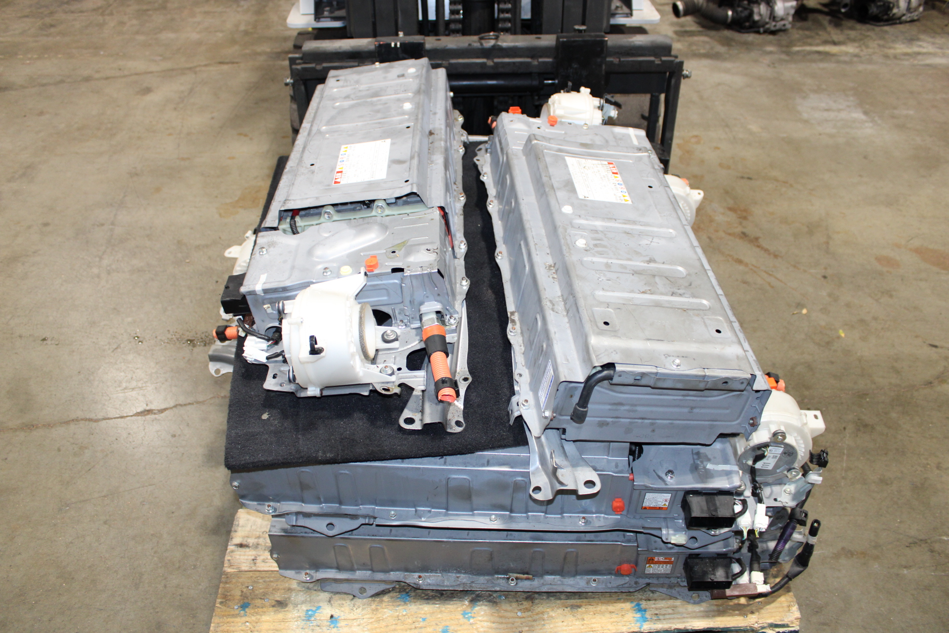 2010-2015 Toyota Prius, Prius V, Lexus CT200 hybrid battery