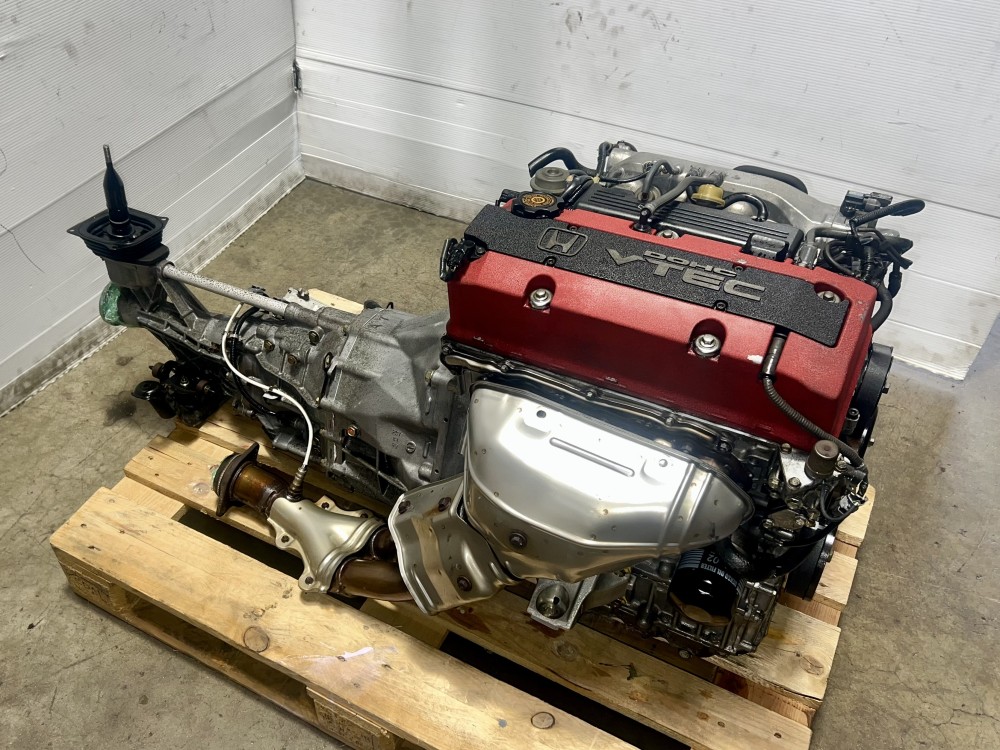 2000-2003 HONDA S2000 AP1 F20C ENGINE WITH 6 SPEED RWD MANUAL TRANSMISSION 2.0L DOHC VTEC JDM